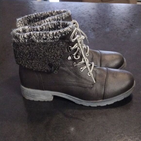 White Mountain boots - Picture 1 of 5